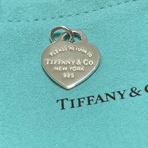 Tiffany & Co RTT Heart Charm